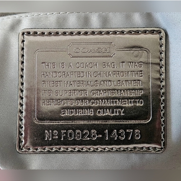 Coach Poppy - Picture 7 of 9